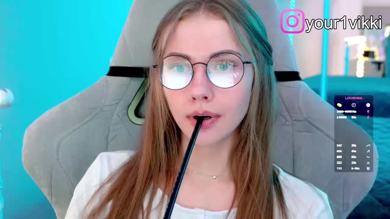 VikkiExtraCheese Adult Chat November 1, 2025