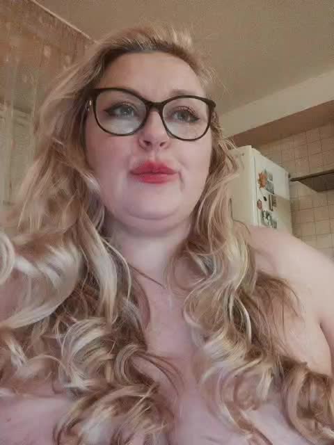 Pretty_NYUSHA Adult Chat November 1, 2025