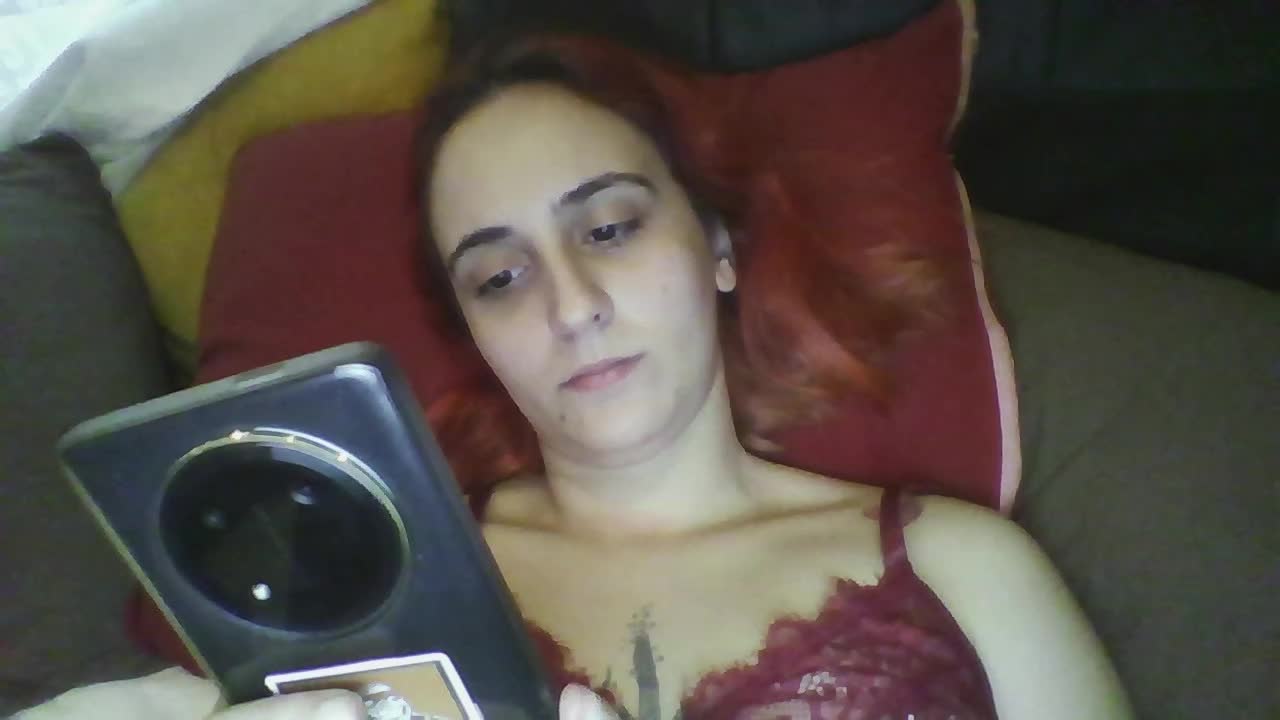 Hotredhead01 Adult Chat November 1, 2025