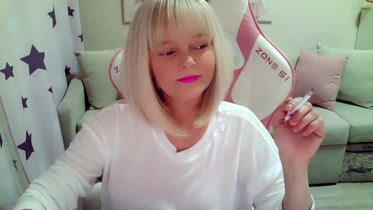 ChristieRoses Adult Chat November 1, 2025