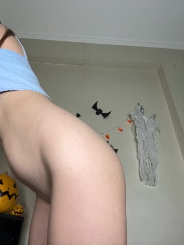 NickiLike Adult Chat November 1, 2025