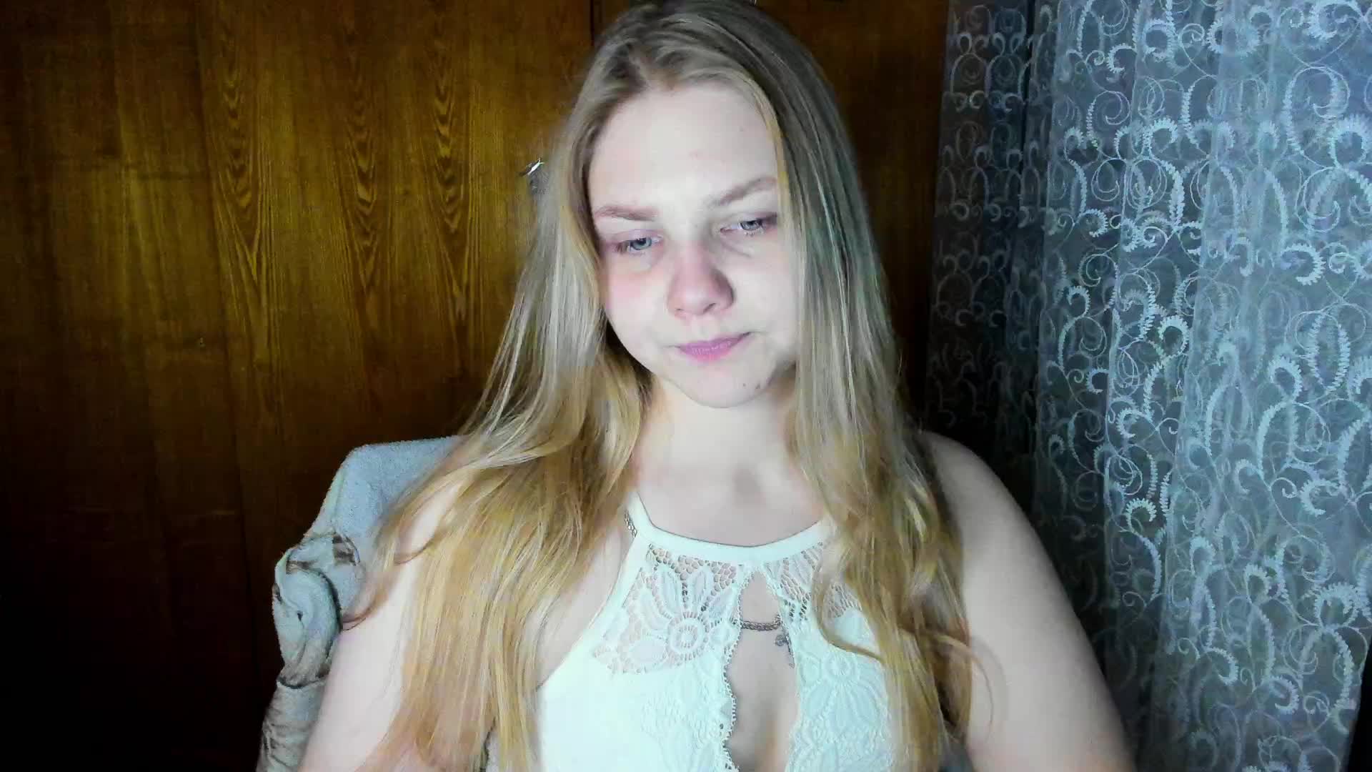 Emma-Frizea Adult Chat November 1, 2025