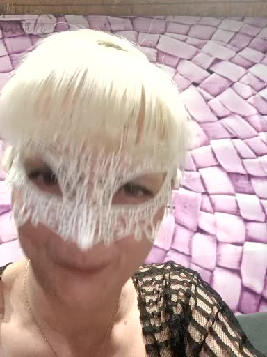 Iinna Adult Chat November 1, 2025