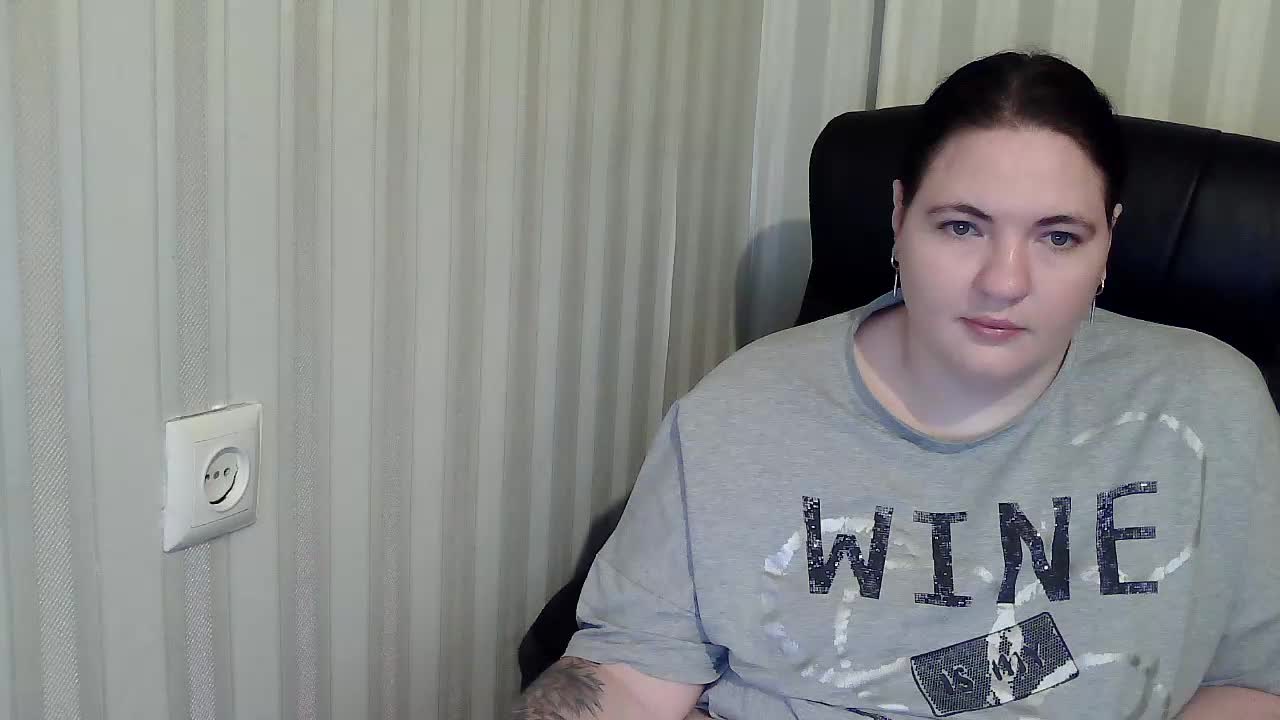 XLisaBlueX Adult Chat November 1, 2025