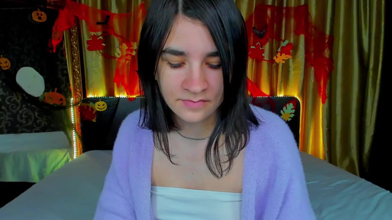 Polly-Love Adult Chat November 1, 2025