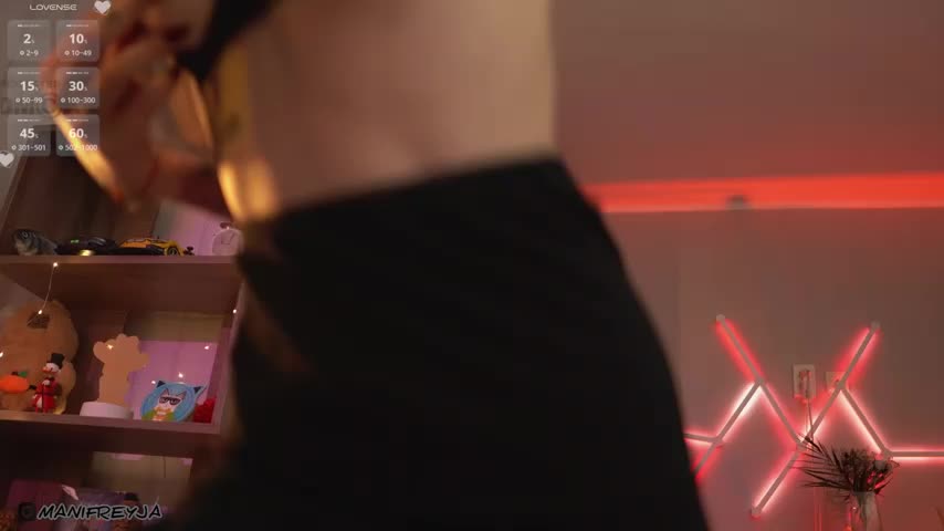 ManiFreyja Adult Chat November 2, 2025