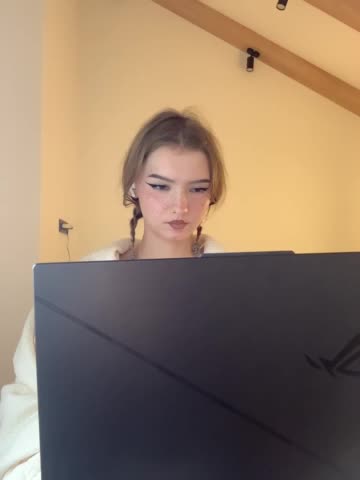 -Nezukoo- Adult Chat November 2, 2025