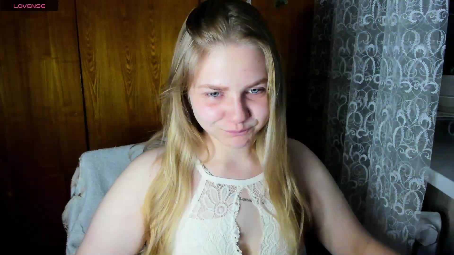 Emma-Frizea Adult Chat November 2, 2025