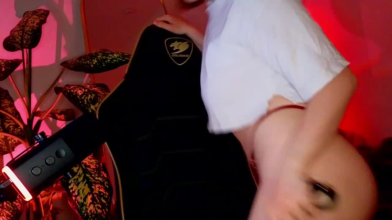 -sweetdreamss- Adult Chat November 2, 2025