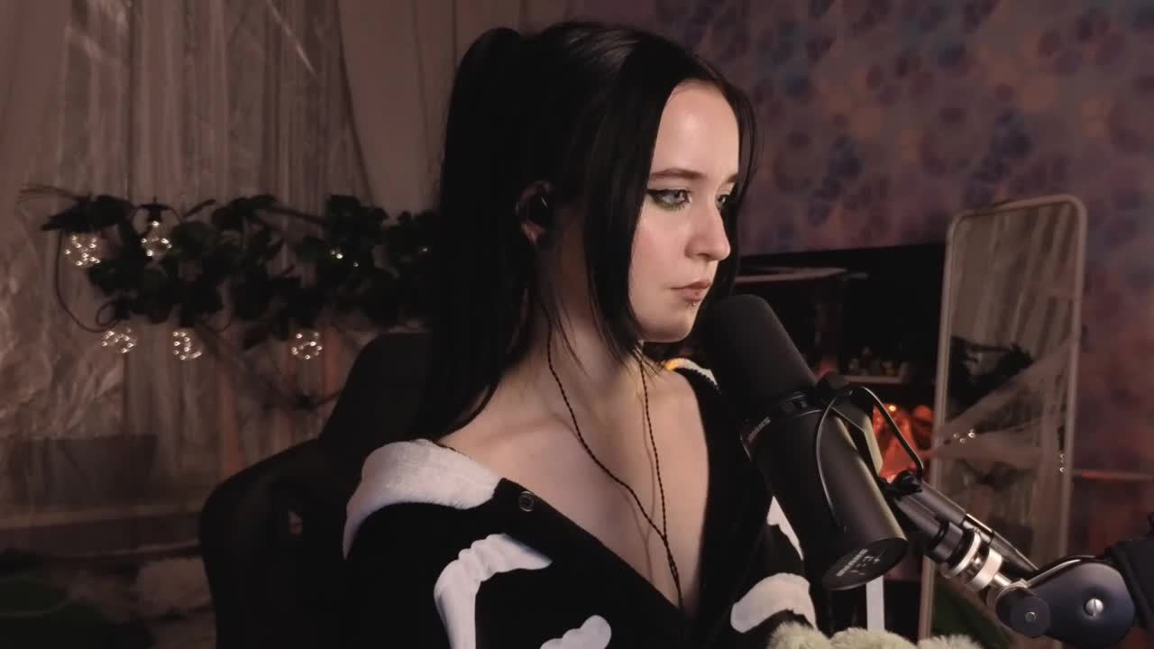 Kira_Li_Lime Adult Chat November 2, 2025