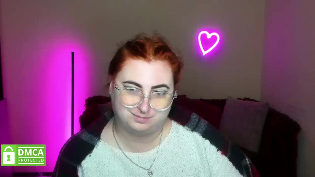 Aliciaredluv Adult Chat November 2, 2025