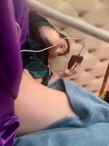 Flossy_Vettie Adult Chat November 2, 2025