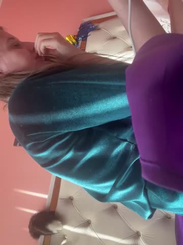 Flossy_Vettie Adult Chat November 2, 2025