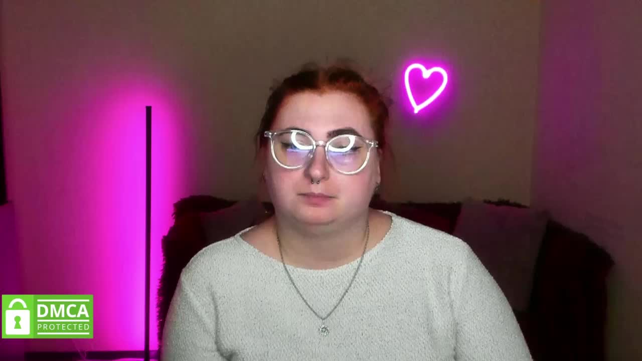 Aliciaredluv Adult Chat November 2, 2025