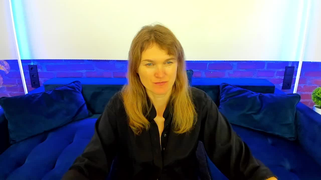 Annabel-xxx Adult Chat November 2, 2025