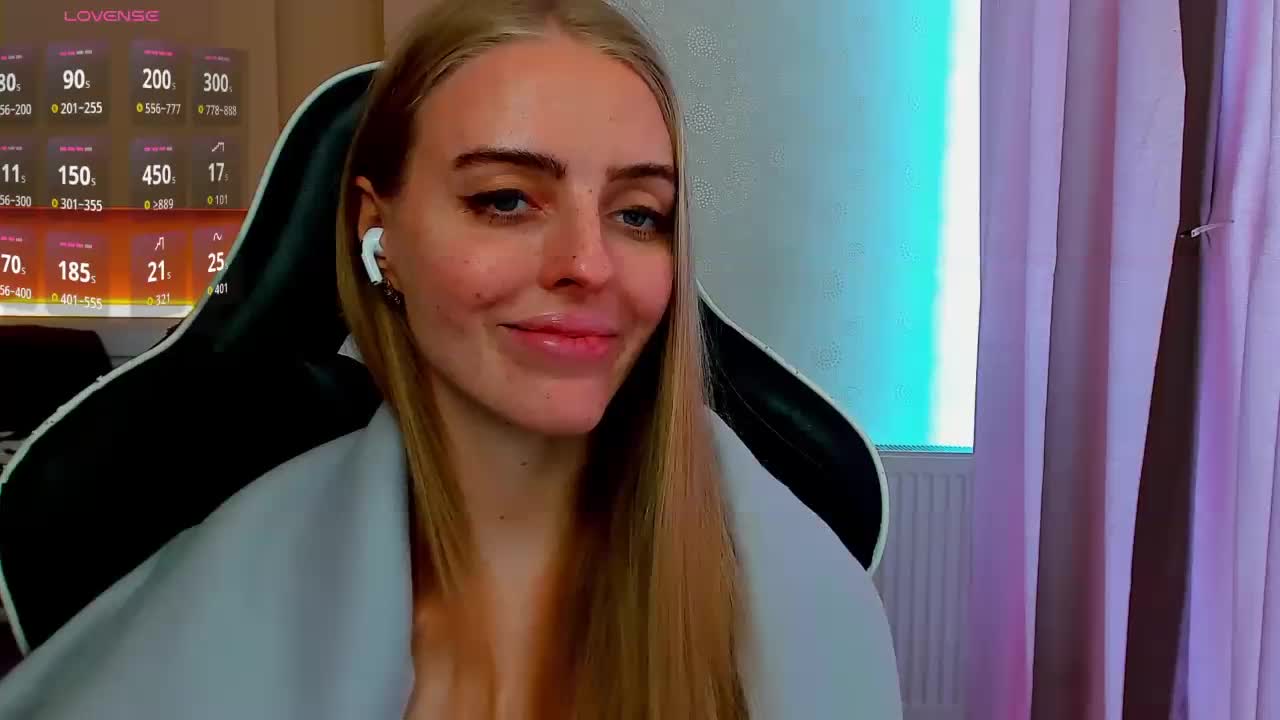 Jam-cream Adult Chat November 2, 2025