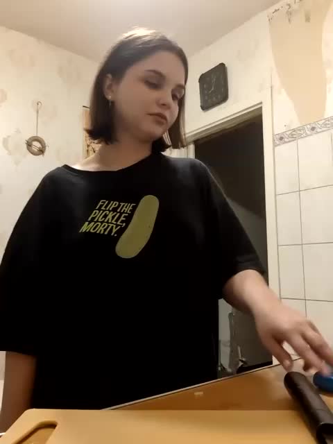 Kikki Adult Chat November 3, 2025