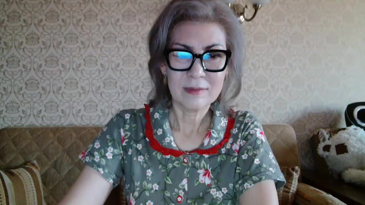 ElegantLady00 Adult Chat November 2, 2025