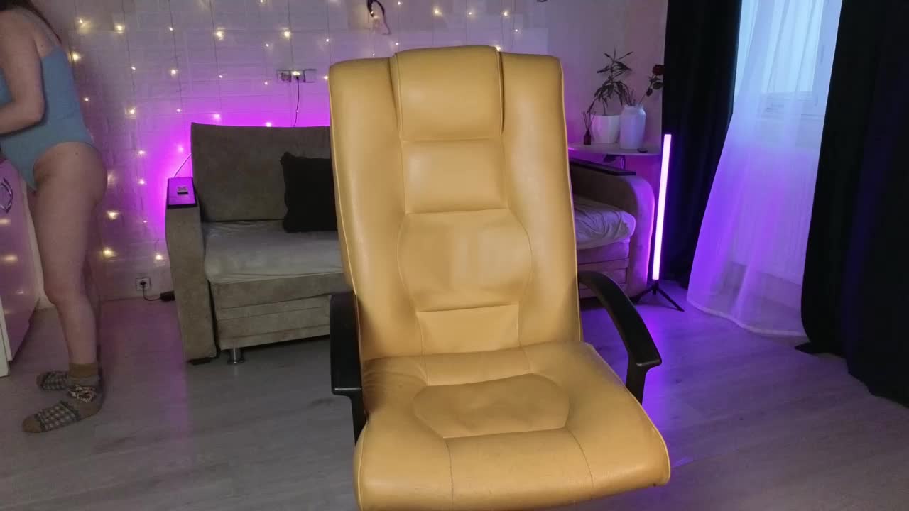 Call_me_Dasha Adult Chat November 2, 2025