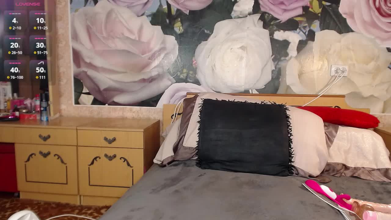 -Karolina555- Adult Chat November 3, 2025