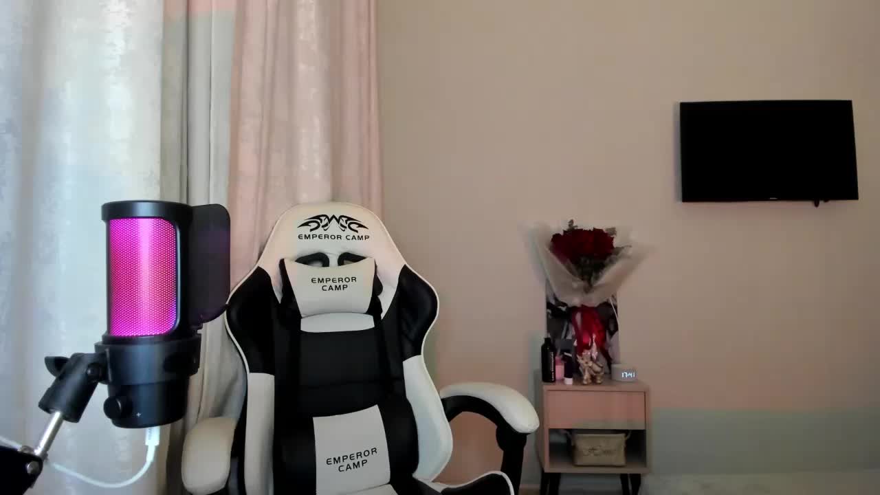 Kiza9 Adult Chat November 3, 2025