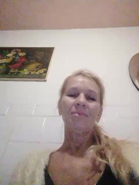 Victoria-sexi Adult Chat November 3, 2025