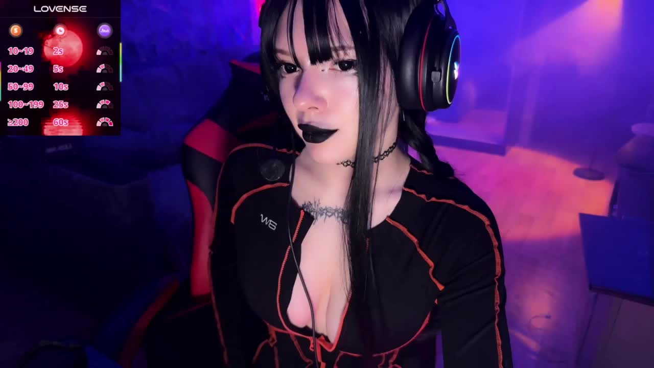 Amelia__ Adult Chat November 3, 2025