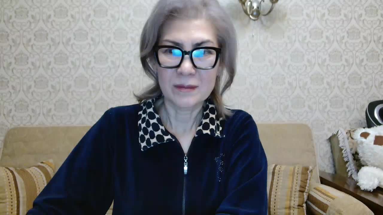 ElegantLady00 Adult Chat November 3, 2025