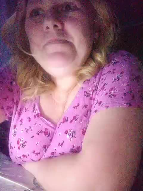 Kristina543210 Adult Chat November 3, 2025