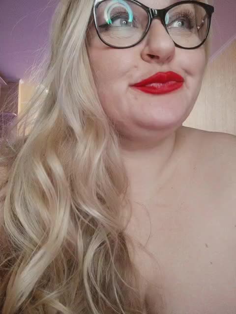 Pretty_NYUSHA Adult Chat November 3, 2025