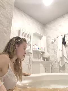 Lola3000 Adult Chat November 3, 2025