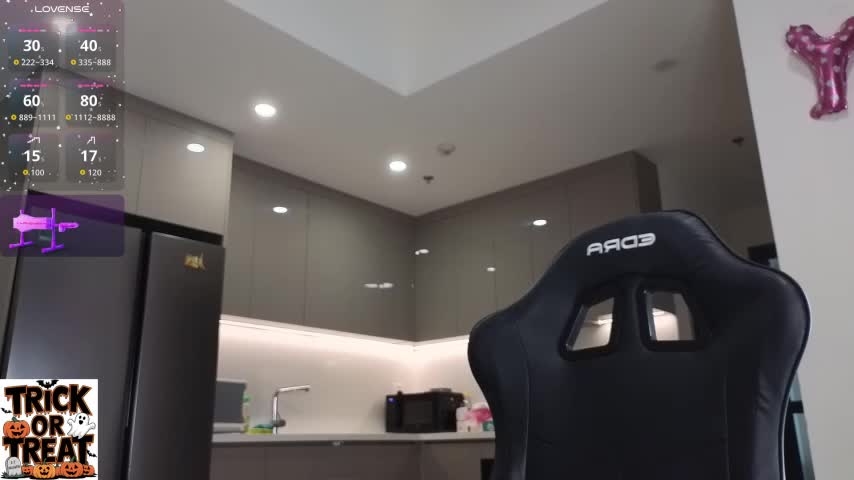 asianqueeny Adult Chat November 3, 2025