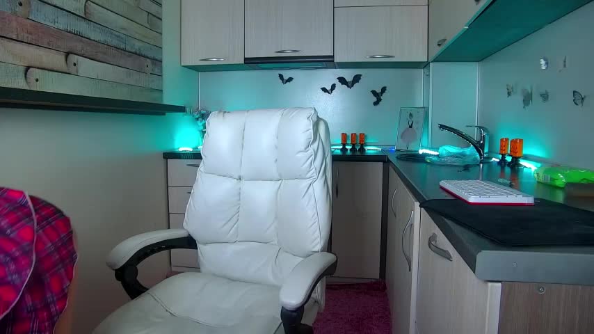 Skinny_Nally Adult Chat November 3, 2025