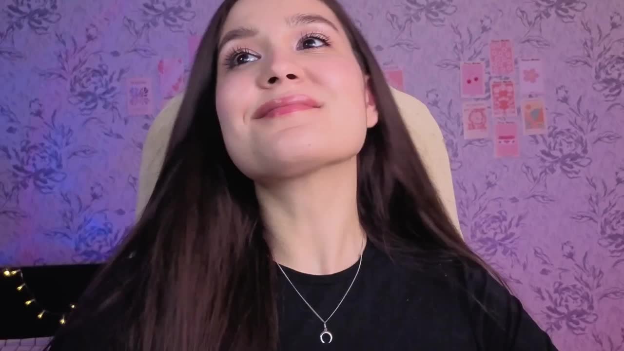 annie-fleur Adult Chat November 3, 2025