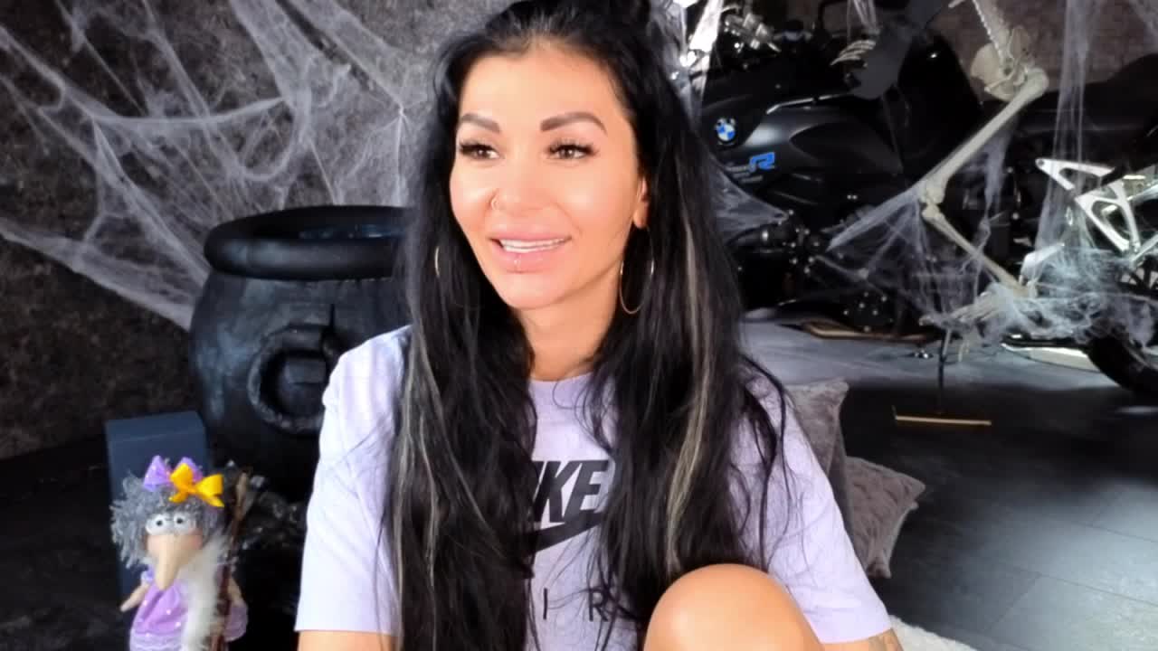 -BABAYAGA- Adult Chat November 3, 2025