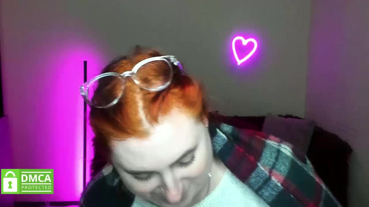 Aliciaredluv Adult Chat November 3, 2025