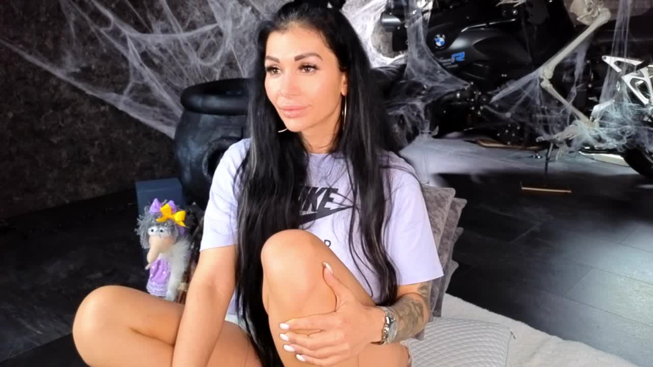 -BABAYAGA- Adult Chat November 3, 2025