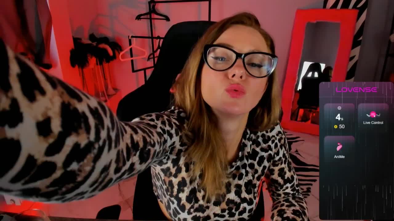 FreyaFindomFitGoddess Adult Chat November 4, 2025