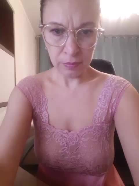 IriskaMai Adult Chat November 5, 2025