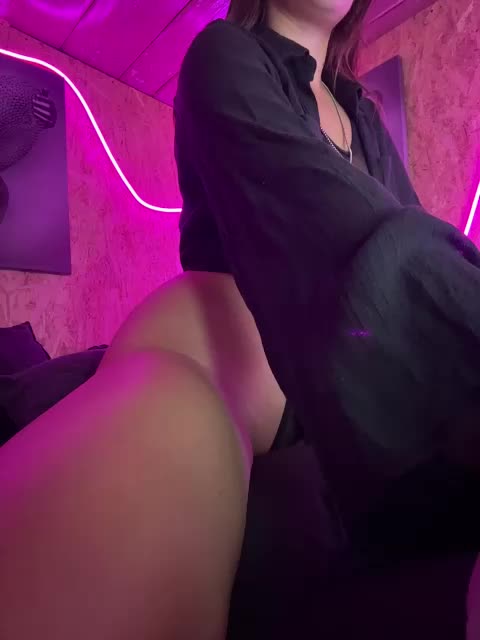 Mini-Molly69x Adult Chat November 5, 2025