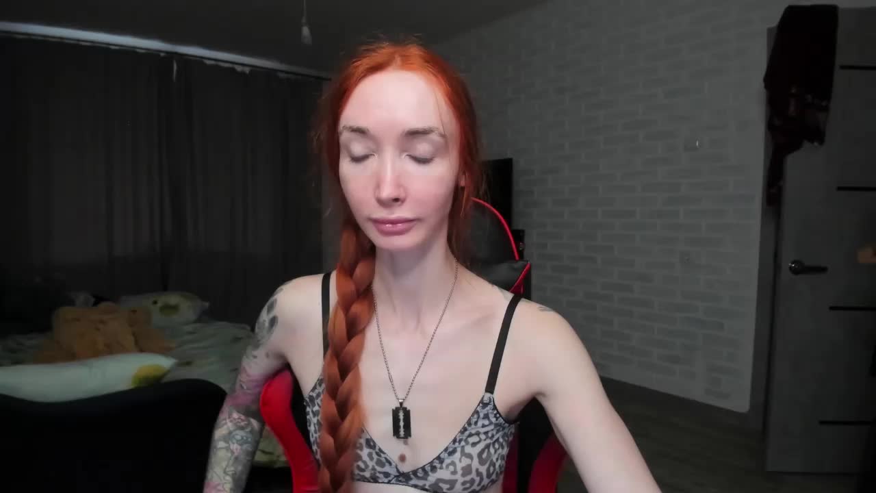 Roxy-Sun Adult Chat November 4, 2025