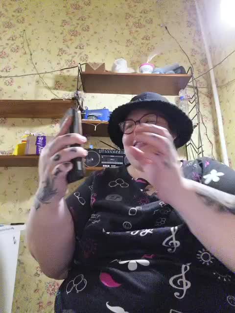 Svetlanka86 Adult Chat November 6, 2025