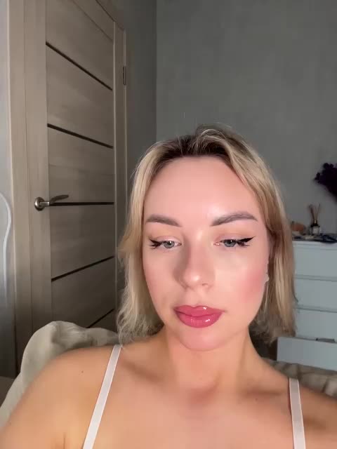 Mila-m Adult Chat November 5, 2025