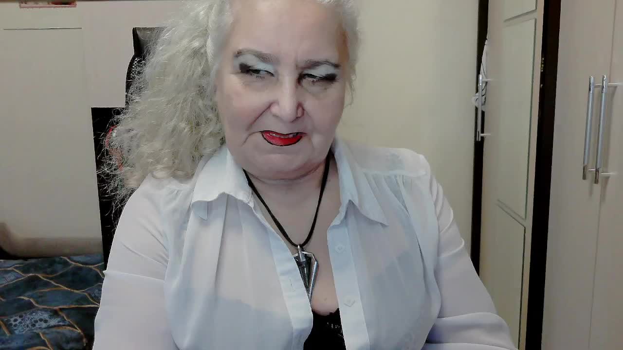GrannyWants Adult Chat November 4, 2025