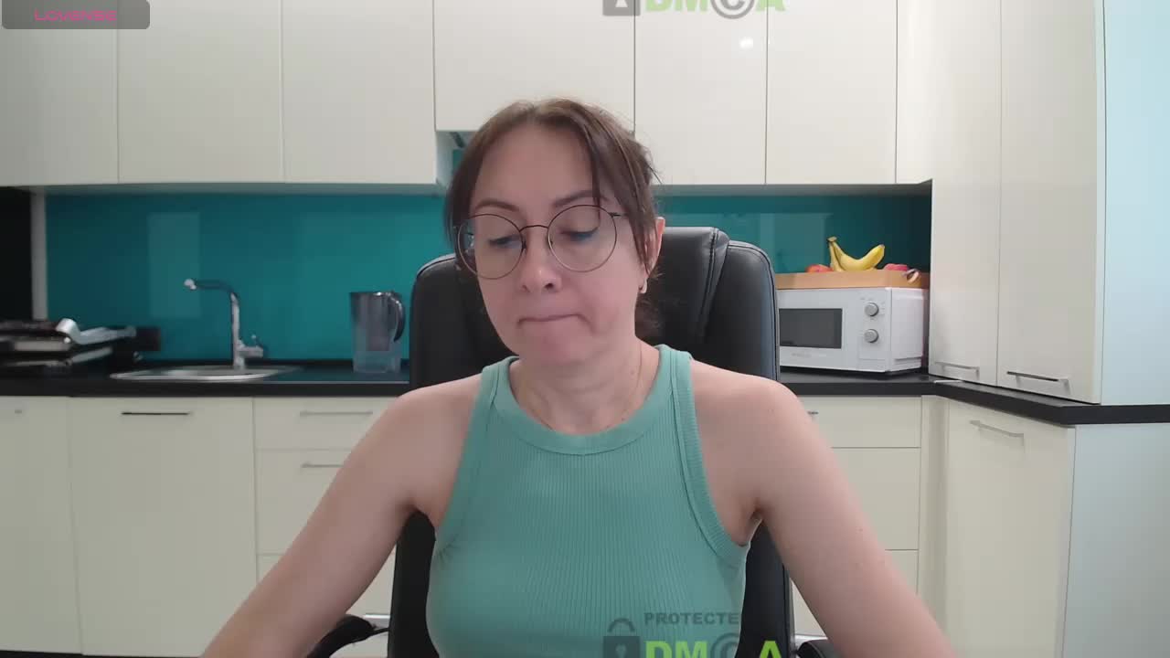 Valerianice Adult Chat November 4, 2025