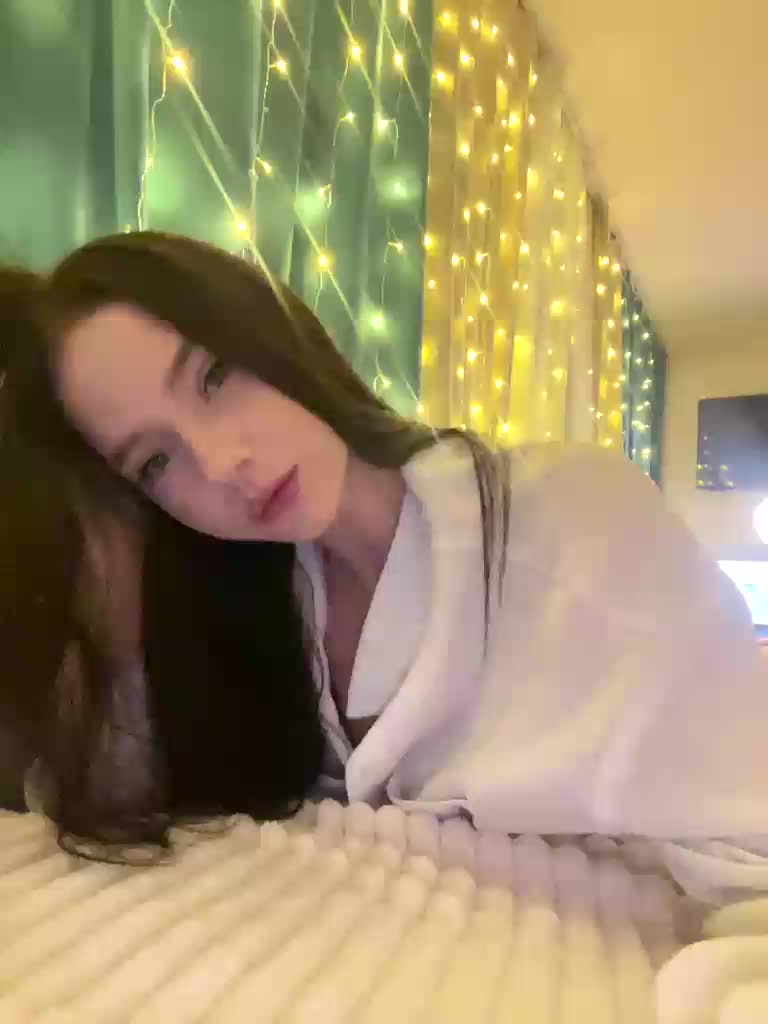 -Violetta- Adult Chat November 6, 2025