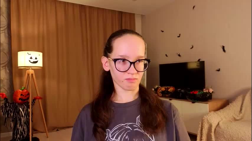 lynettebails Adult Chat November 6, 2025