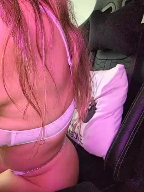 MissMiaX Adult Chat November 4, 2025