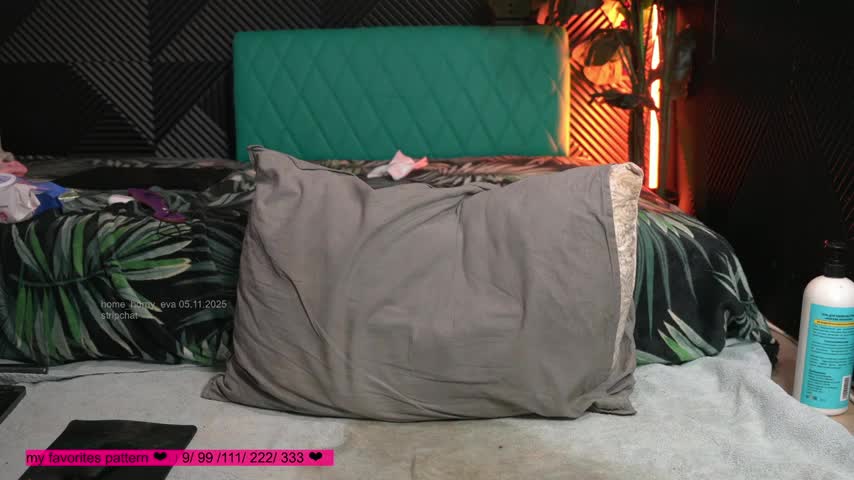 home_horny_eva Adult Chat November 5, 2025