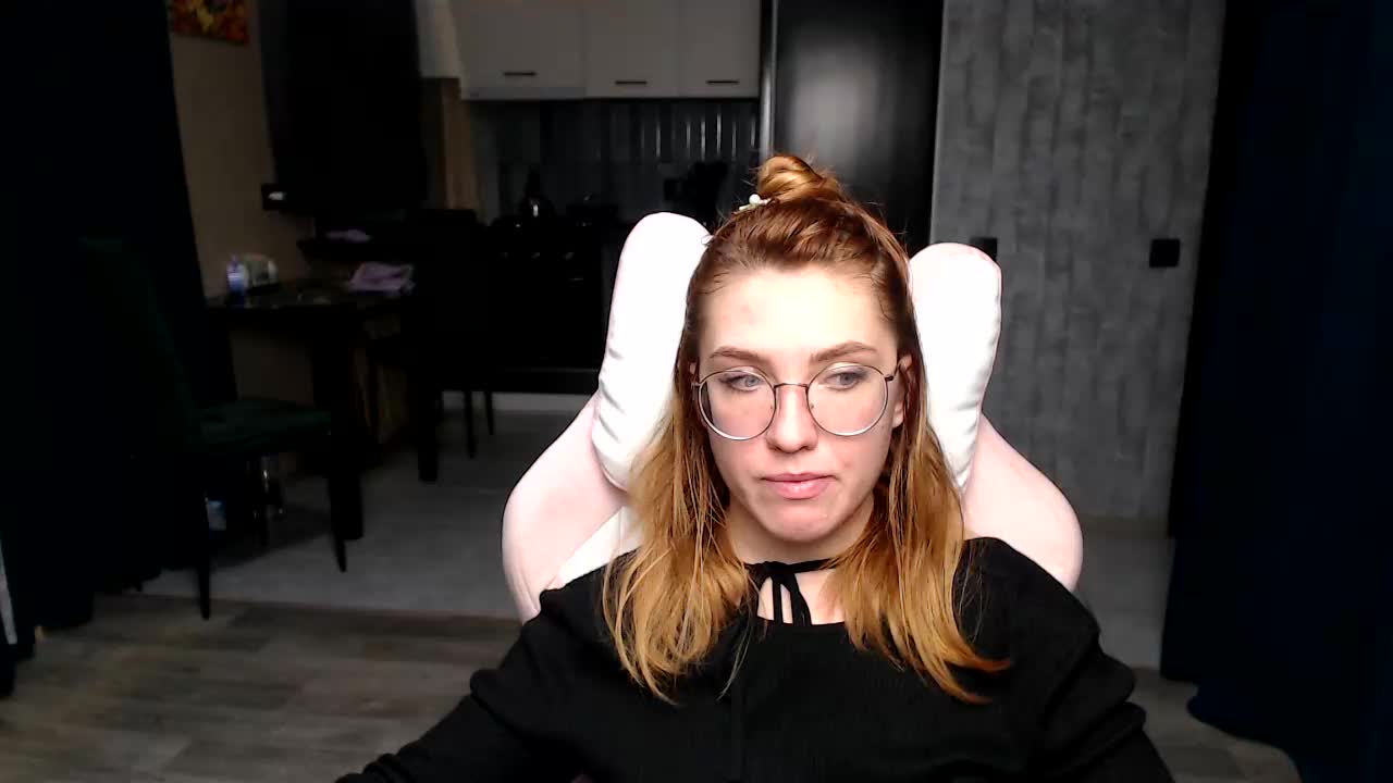 Regimasmile Adult Chat November 5, 2025